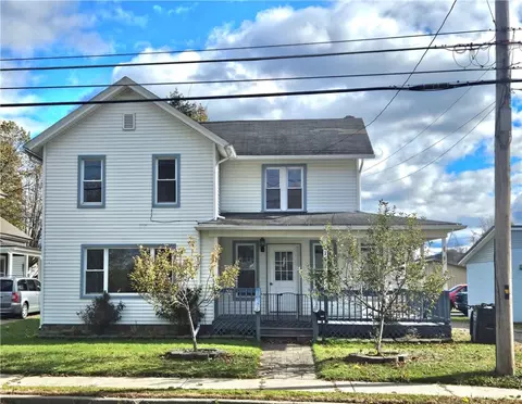 214 S Lackawanna St, Wayland, NY 14572