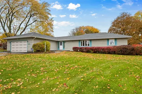 2824 Nichols St, Ogden, NY 14559