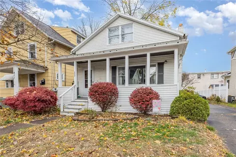 409 W Elm St, East Rochester, NY 14445