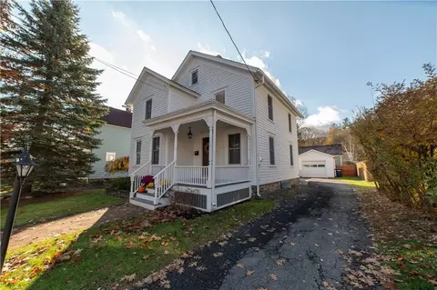 24 Delaware St, Otsego, NY 13326