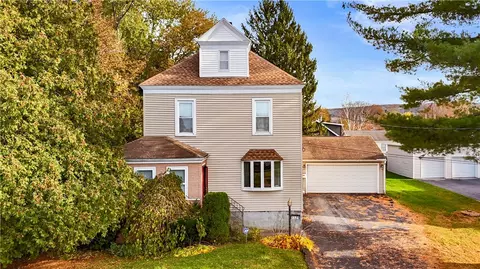 1129 Hilton Ave, Utica, NY 13501