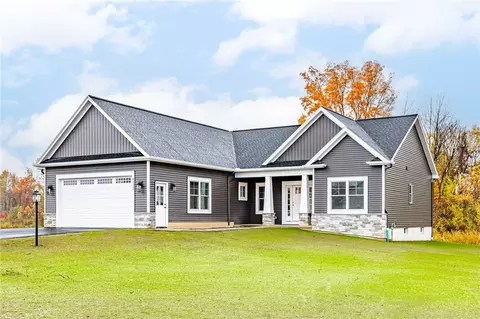 6122 Villa Fina Dr, Ontario, NY 14519