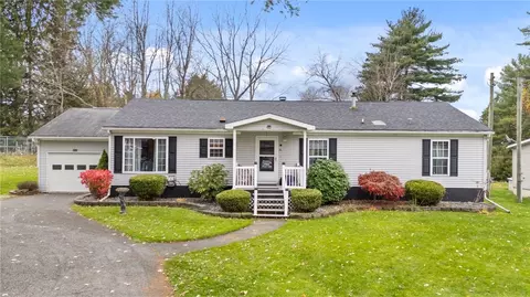 20 Manatee Ave, Sidney, NY 13838