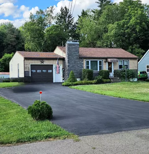 1332 Mountain View Cir, Southport, NY 14871