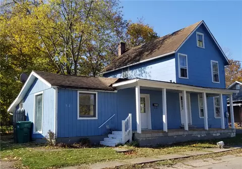 52 Eagle St, Mount Morris, NY 14510