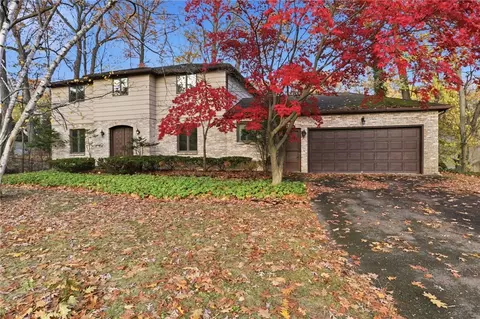 120 Oak Ln, Brighton, NY 14610
