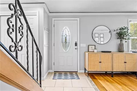 Entry Way - 121 Anytrell Dr, Webster, NY 14580 photo 2 of 2