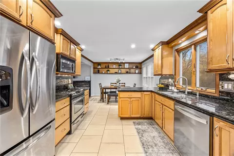 Kitchen - 121 Anytrell Dr, Webster, NY 14580 photo 1 of 5
