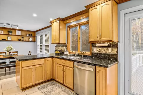 Kitchen - 121 Anytrell Dr, Webster, NY 14580 photo 2 of 5