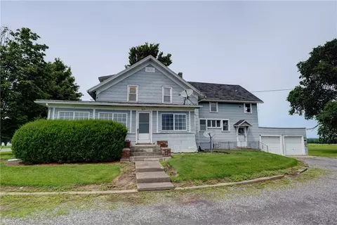 1621 Bragg St, Lima, NY 14485