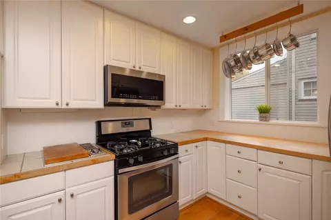 Kitchen - 49 Orland Rd, Irondequoit, NY 14622 photo 3 of 4