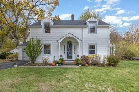 180 Elmore Rd, Rochester, NY 14618