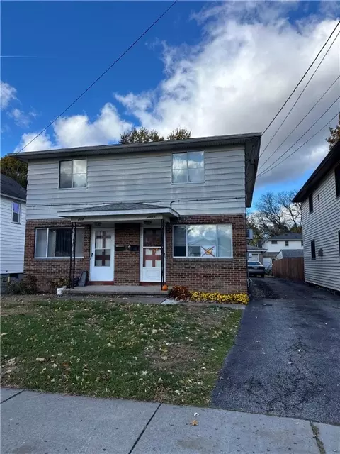 207 Garfield Ave, East Rochester, NY 14445