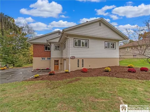 29 E Whallon St, Mayville, NY 14757