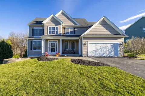 40 Copper Beech, Perinton, NY 14450