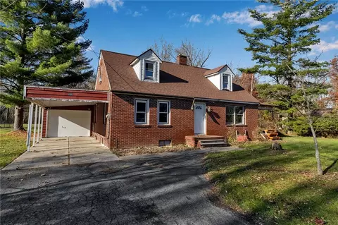 3520 Stony Point Rd, Grand Island, NY 14072