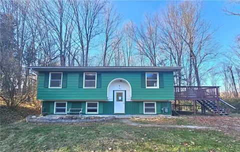 19 Webster Rd, Southport, NY 14871
