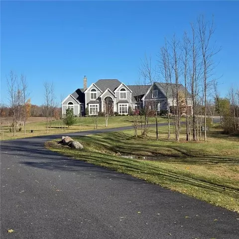 128 Ogden Center Rd, Ogden, NY 14559