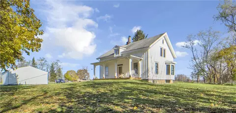 1096 Victor Rd, Macedon, NY 14502