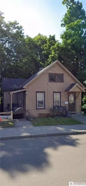 228 Forest Ave, Jamestown, NY 14701