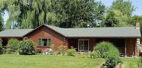 13565 Ridge Rd W, Gaines, NY 14411