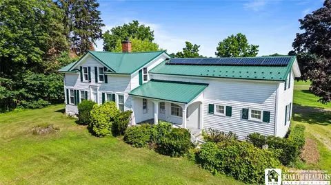 4626 Van Buren Rd, Pomfret, NY 14048