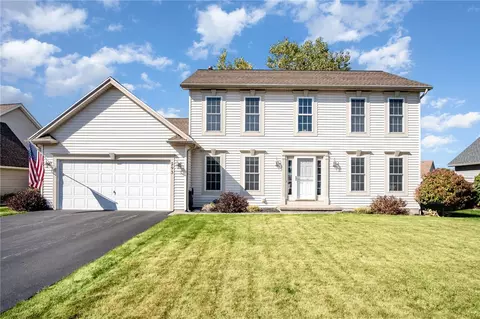 293 Whispering Pines Cir, Greece, NY 14612