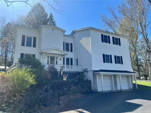 17 Olen Houck St, Oneonta, NY 13820