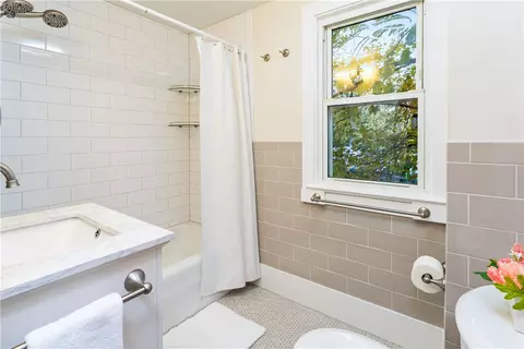 Bath - 68 Elder St, Gates, NY 14606 photo 1 of 3