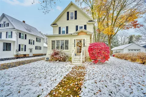 113 W Main St, Shortsville, NY 14548
