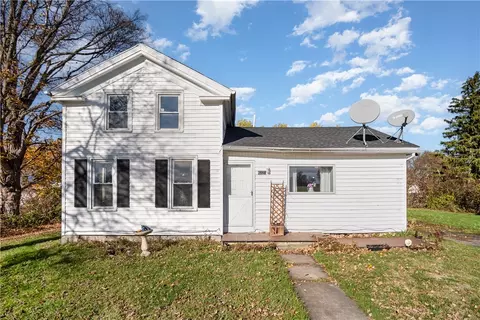 6371 Freeman Rd, Byron, NY 14422