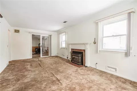 Living - 35 Oakcrest Dr, Irondequoit, NY 14617 photo 1 of 5