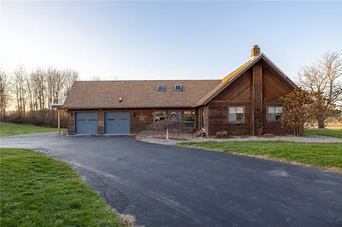 7741 Bear Swamp Rd, Williamson, NY 14589