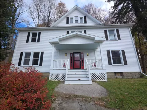 112 Brooklyn Ter, Catharine, NY 14869