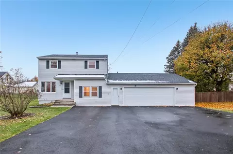 137 Rahway Rd, Gates, NY 14606