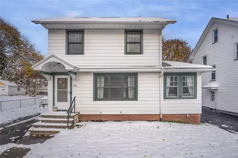 394 Laurelton Rd, Irondequoit, NY 14609
