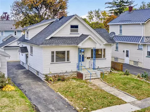 28 Penrose St, Rochester, NY 14612