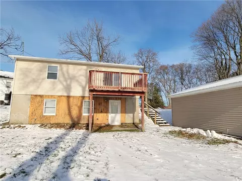 3945 Lake Ave, Burdett, NY 14818