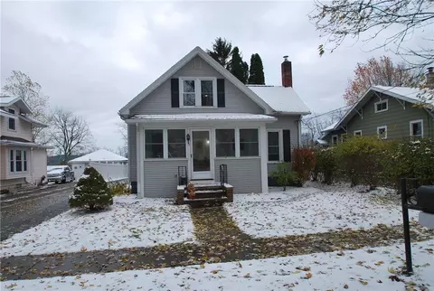 5 Jones Ter, Bloomfield, NY 14469