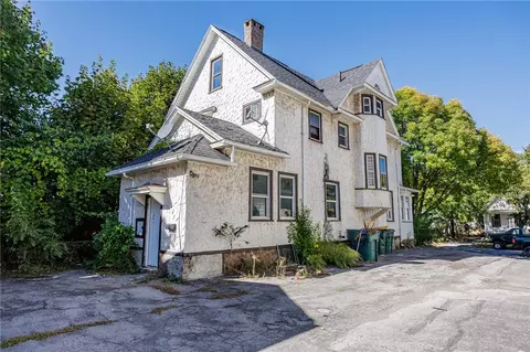 745 Maple St, Rochester, NY 14611