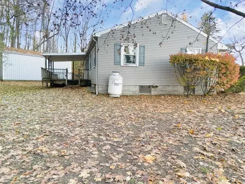 Exterior - 7200 Sutton Rd, Arcadia, NY 14489 photo 5 of 8