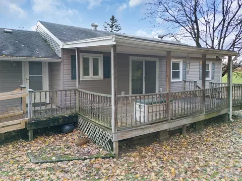 Exterior - 7200 Sutton Rd, Arcadia, NY 14489 photo 3 of 8