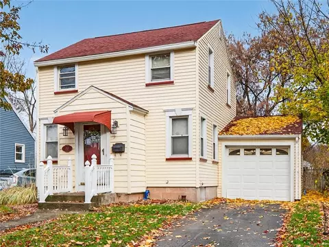 20 Vixette St, Rochester, NY 14611