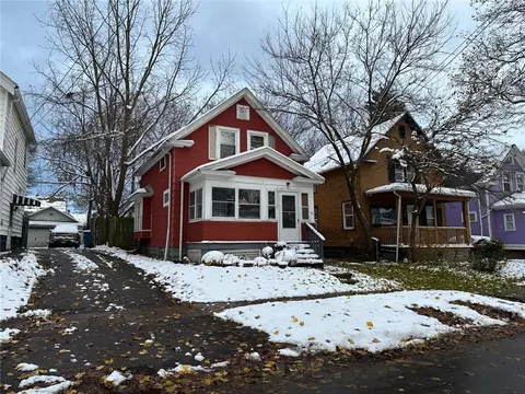 52 Dix St, Rochester, NY 14606