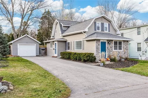 1 Monroe St, Perinton, NY 14450