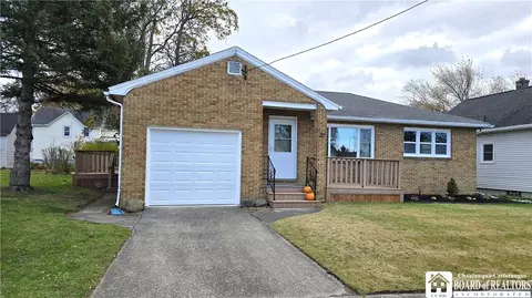 21 E Benton St, Dunkirk, NY 14048