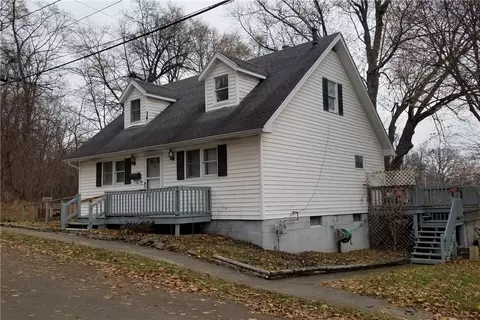 34 Damonsville St, Mount Morris, NY 14510