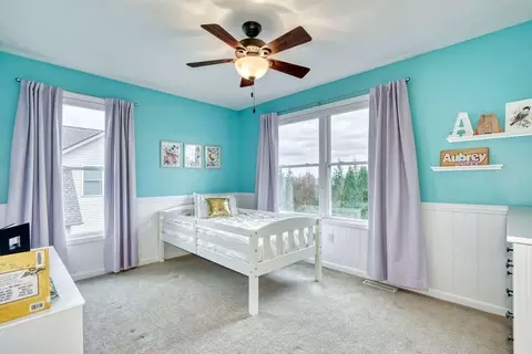 Bedroom - 1027 Pondbrook Pt, Webster, NY 14580 photo 3 of 6