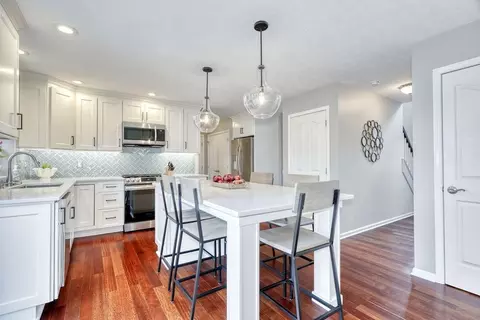 Kitchen - 1027 Pondbrook Pt, Webster, NY 14580 photo 2 of 4