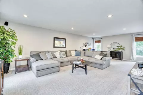 Living - 1027 Pondbrook Pt, Webster, NY 14580 photo 4 of 7